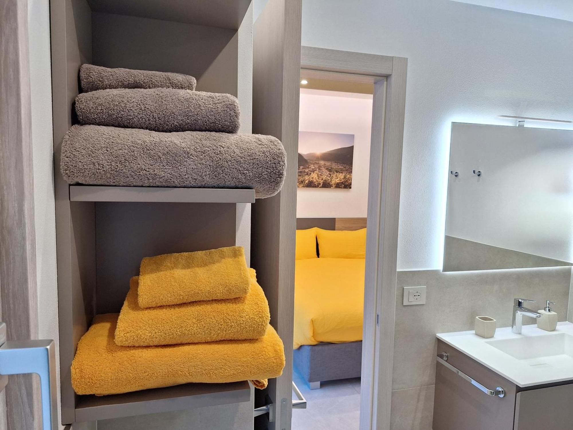 Quinta Stella Appartement Tirano Buitenkant foto